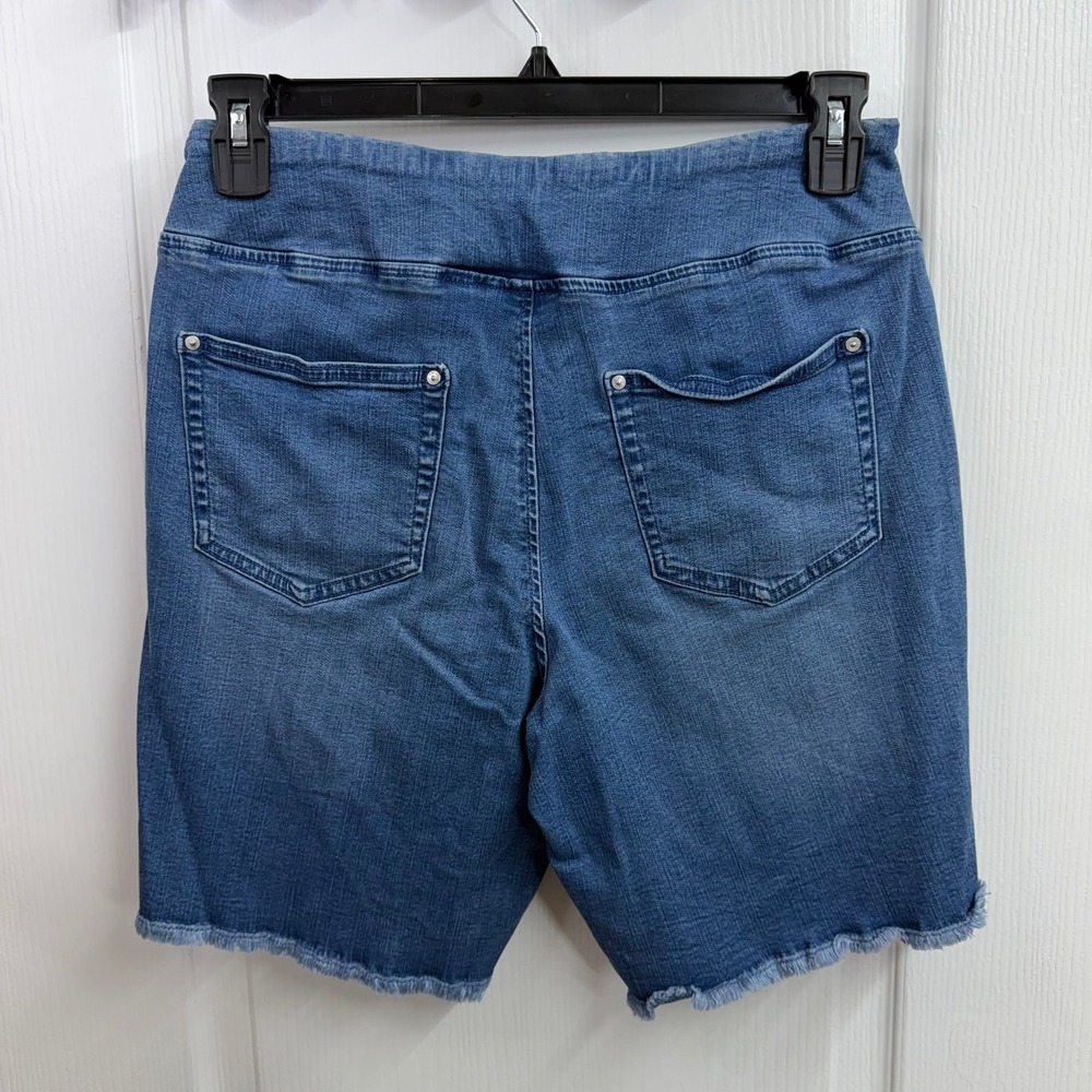 Belle Kim Gravel blue medium wash pull on fringe distressed hem stretch shorts - Picture 5 of 8